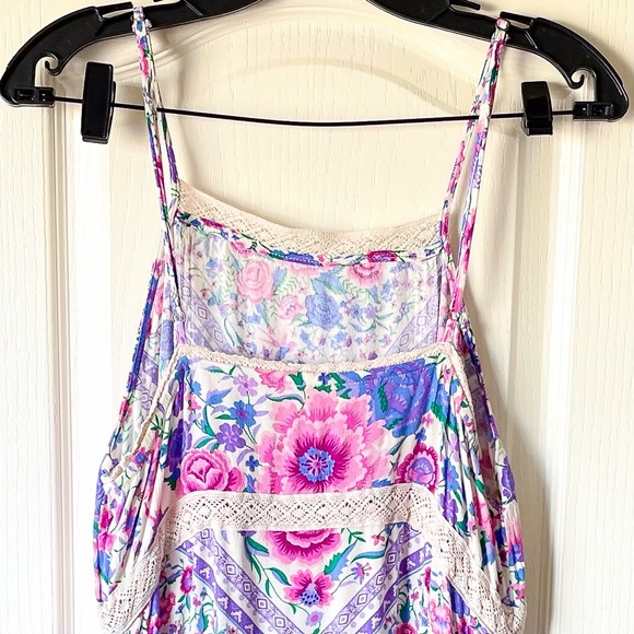 Spell Babushka Midi Dress Floral Lavender Handkerchief Hem Large EUC - Picture 6 of 9